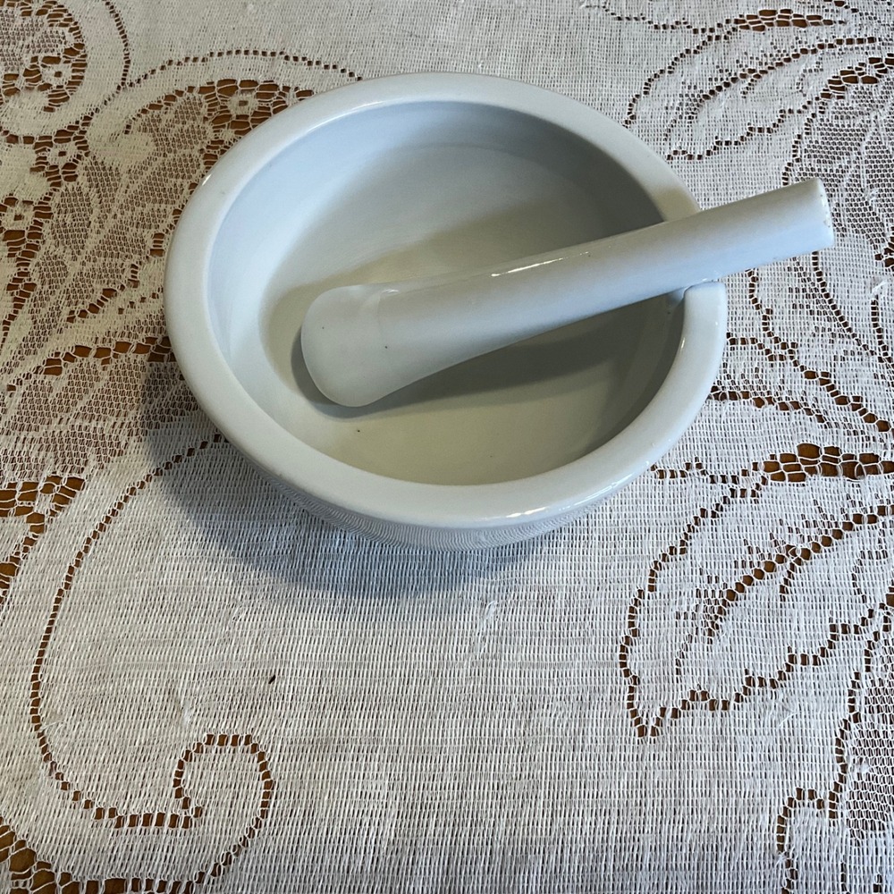White Ceramic Mortar Pestle 6 Inch Minimalist Kitchenware Herbs Spices Natural‎